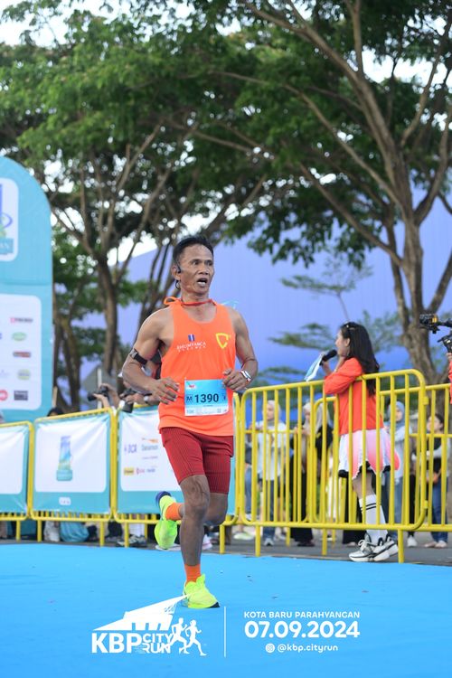 Race photo from KBP City Run 2024