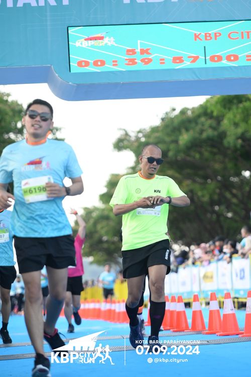 Race photo from KBP City Run 2024