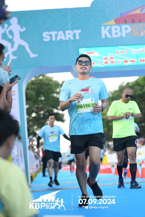 Race photo from KBP City Run 2024
