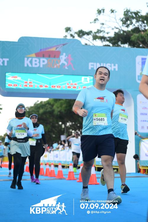Race photo from KBP City Run 2024