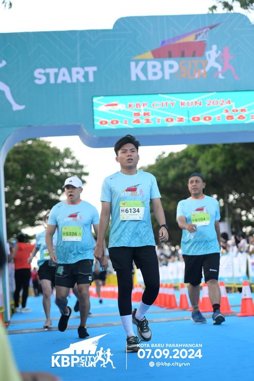 Race photo from KBP City Run 2024