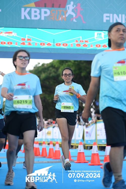 Race photo from KBP City Run 2024