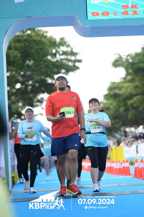 Race photo from KBP City Run 2024