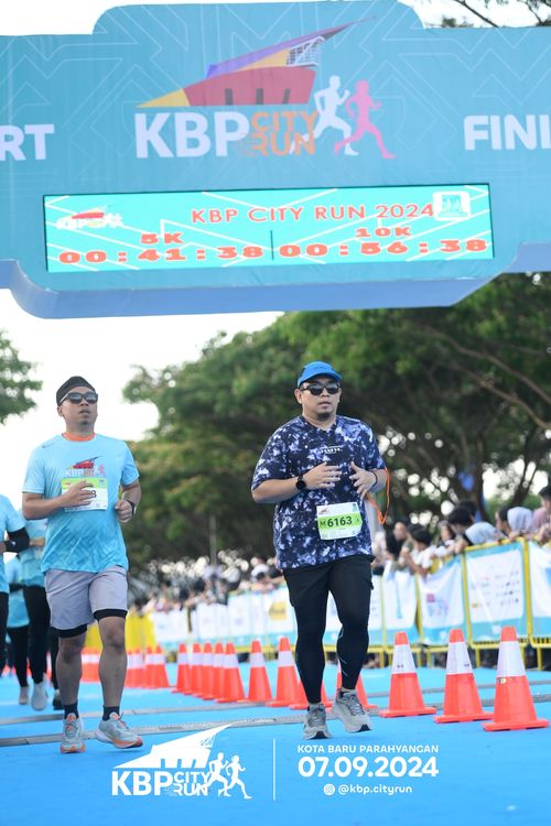 Race photo from KBP City Run 2024