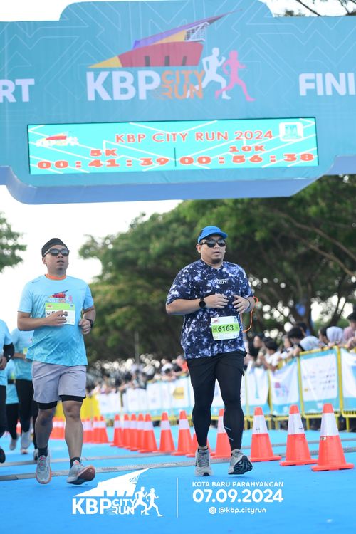 Race photo from KBP City Run 2024