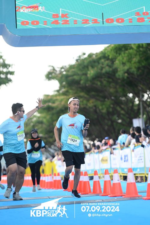 Race photo from KBP City Run 2024