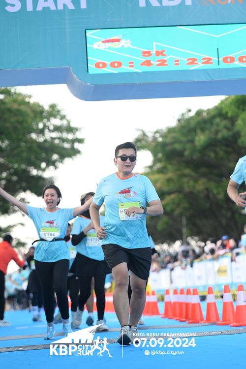 Race photo from KBP City Run 2024