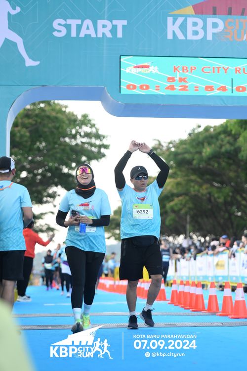 Race photo from KBP City Run 2024