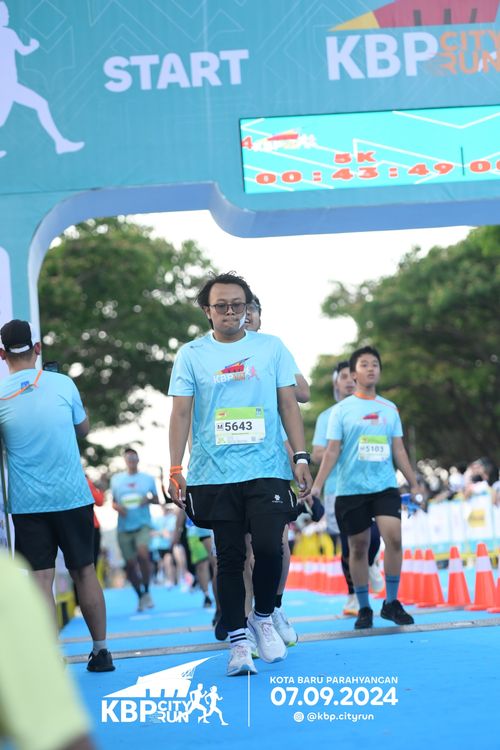 Race photo from KBP City Run 2024
