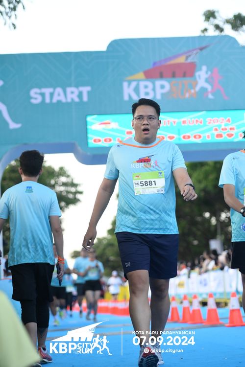 Race photo from KBP City Run 2024