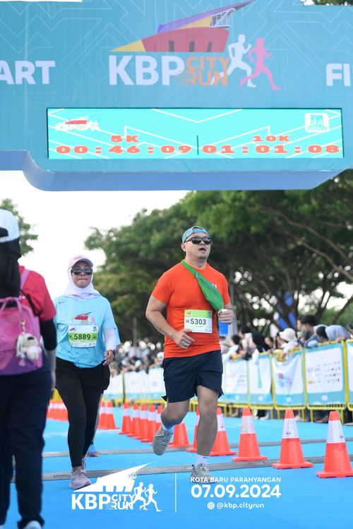 Race photo from KBP City Run 2024