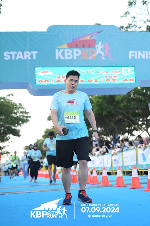 Race photo from KBP City Run 2024