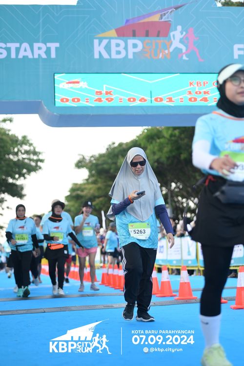 Race photo from KBP City Run 2024