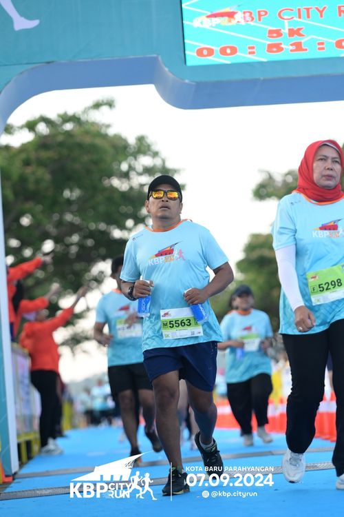 Race photo from KBP City Run 2024
