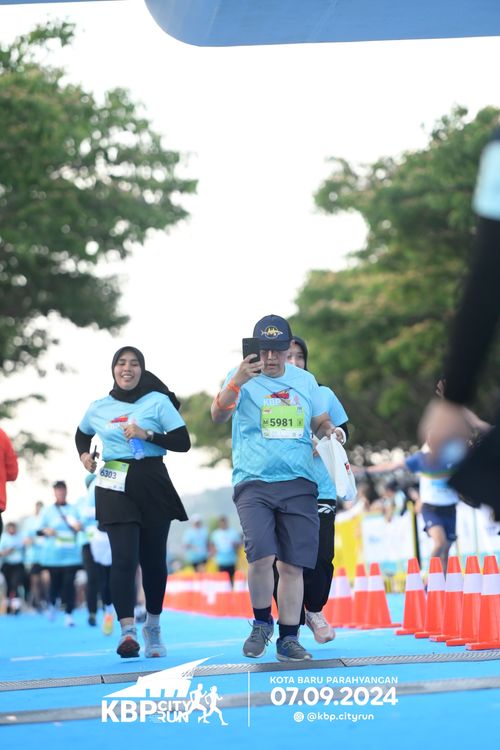 Race photo from KBP City Run 2024