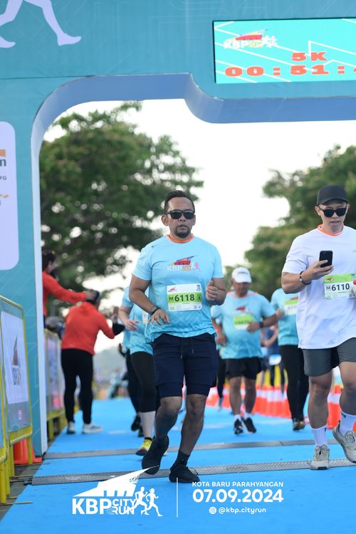Race photo from KBP City Run 2024