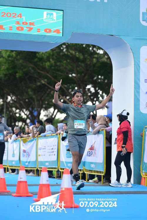 Race photo from KBP City Run 2024
