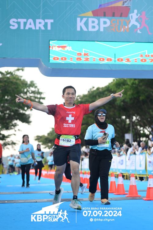 Race photo from KBP City Run 2024