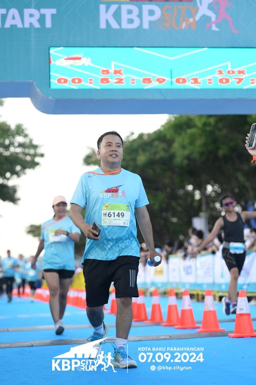Race photo from KBP City Run 2024