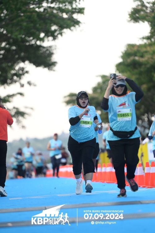 Race photo from KBP City Run 2024
