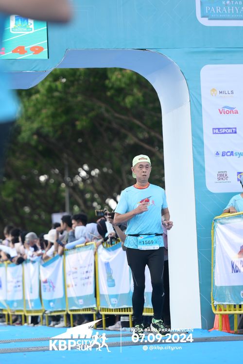Race photo from KBP City Run 2024
