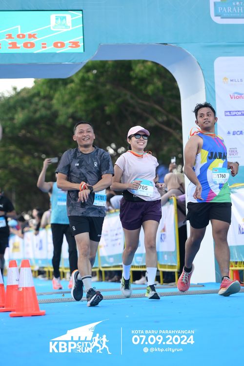 Race photo from KBP City Run 2024
