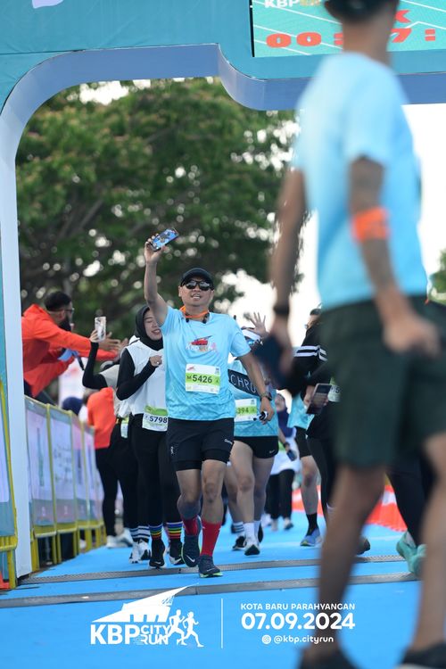 Race photo from KBP City Run 2024