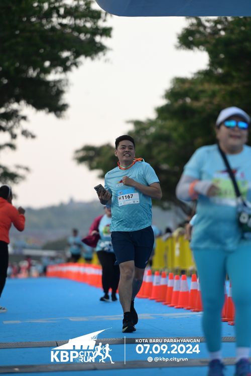 Race photo from KBP City Run 2024