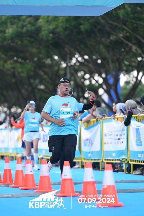 Race photo from KBP City Run 2024