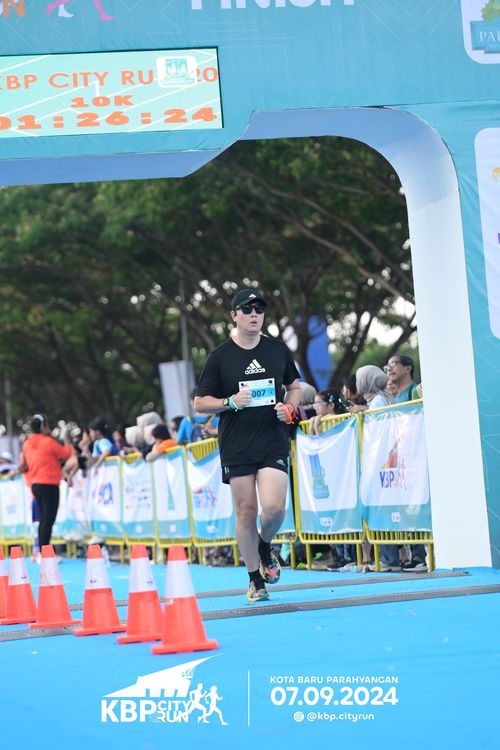 Race photo from KBP City Run 2024