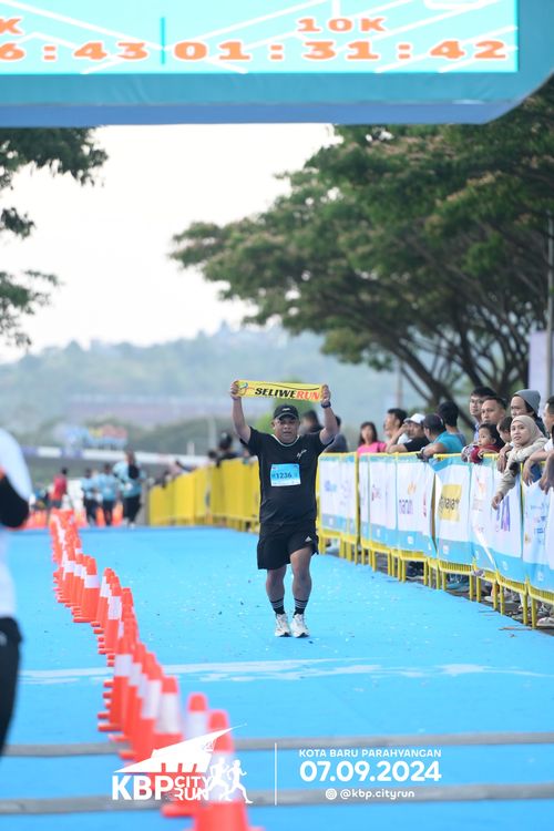 Race photo from KBP City Run 2024