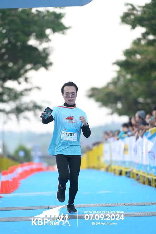 Race photo from KBP City Run 2024