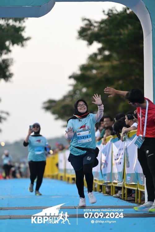 Race photo from KBP City Run 2024