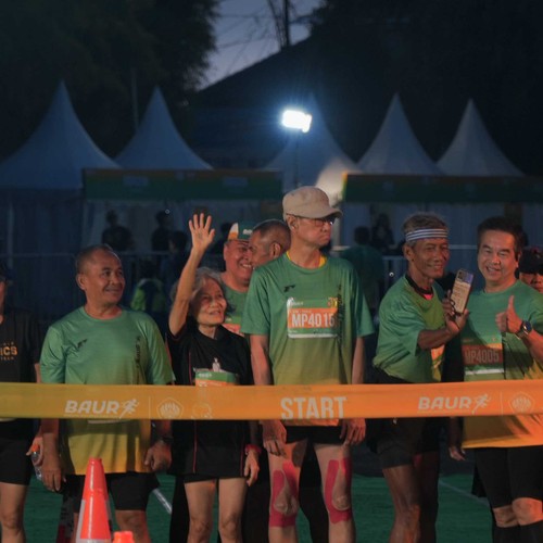 Race photo from BAUR RUN 2025