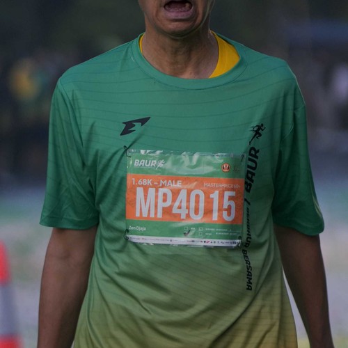 Race photo from BAUR RUN 2025
