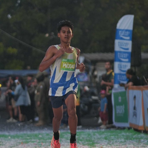 Race photo from BAUR RUN 2025