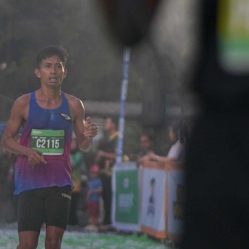 Race photo from BAUR RUN 2025