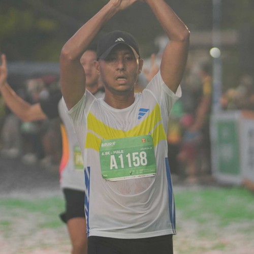 Race photo from BAUR RUN 2025