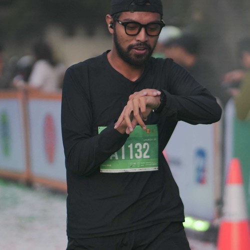 Race photo from BAUR RUN 2025