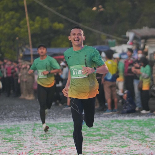 Race photo from BAUR RUN 2025