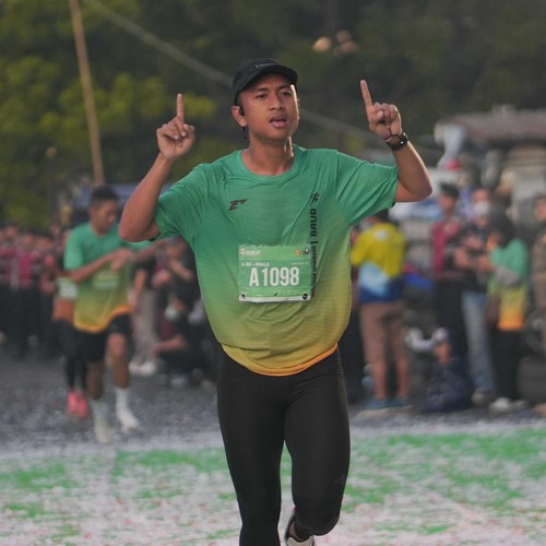 Race photo from BAUR RUN 2025