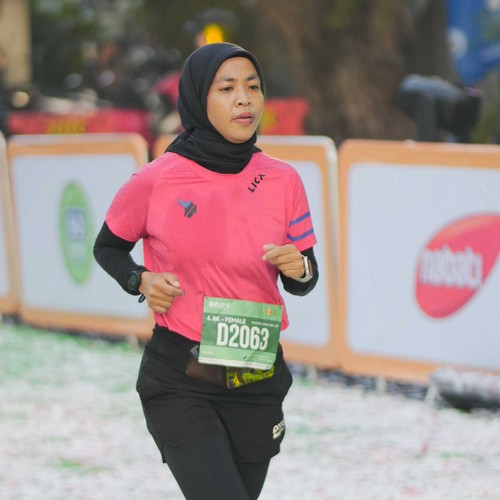Race photo from BAUR RUN 2025