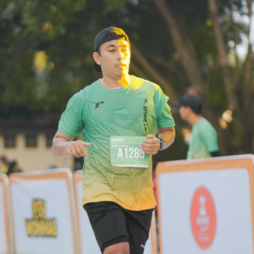 Race photo from BAUR RUN 2025
