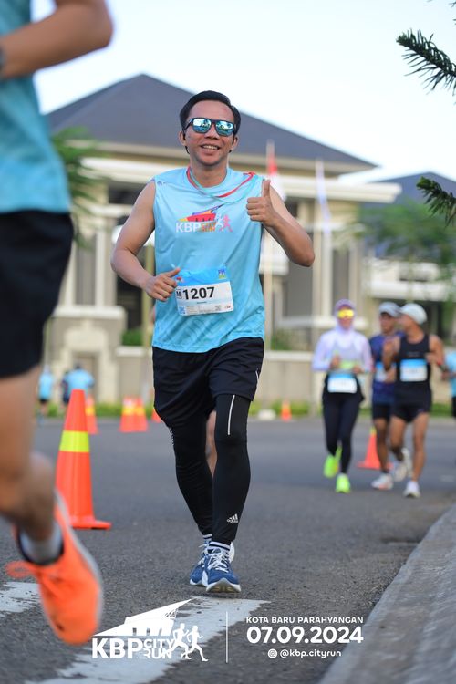 Race photo from KBP City Run 2024