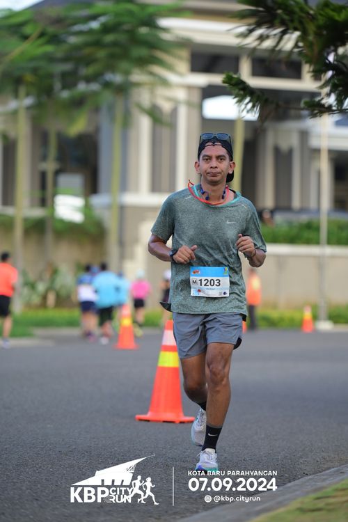 Race photo from KBP City Run 2024