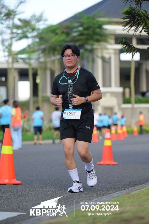 Race photo from KBP City Run 2024