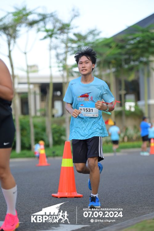Race photo from KBP City Run 2024