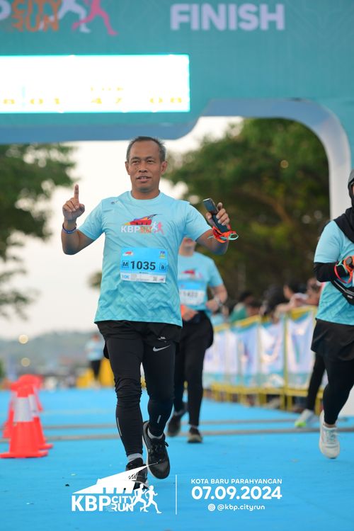 Race photo from KBP City Run 2024