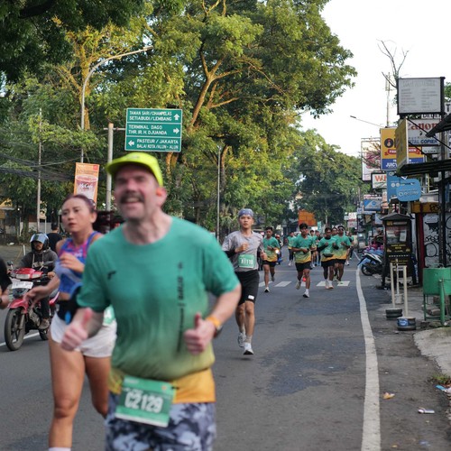 Race photo from BAUR RUN 2025