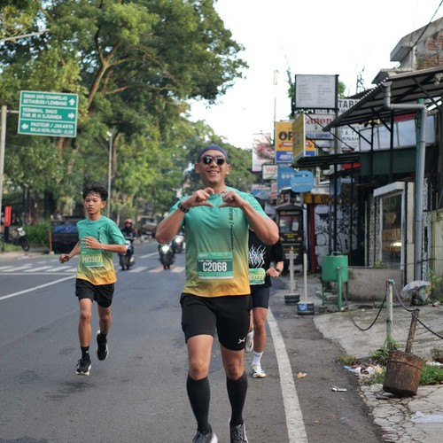 Race photo from BAUR RUN 2025